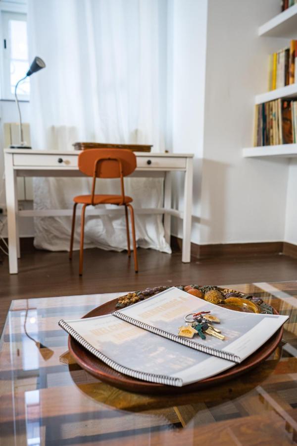 Singular Apartamento En Delicias By Bebalmy Madrid Esterno foto