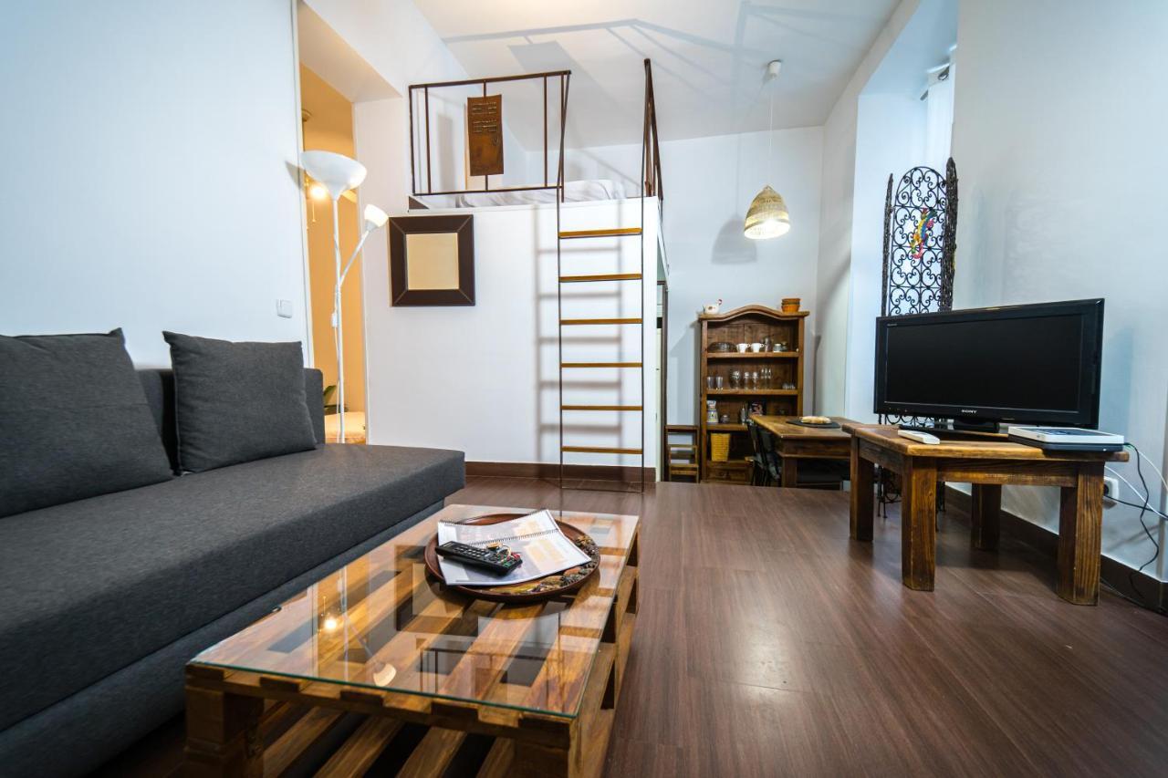 Singular Apartamento En Delicias By Bebalmy Madrid Esterno foto